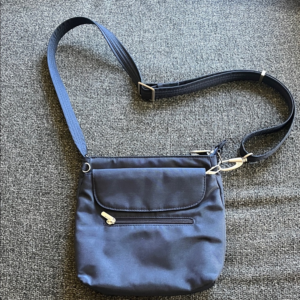 Travelon Navy Crossbody Bag with Adjustable Strap - Picture 2 of 7